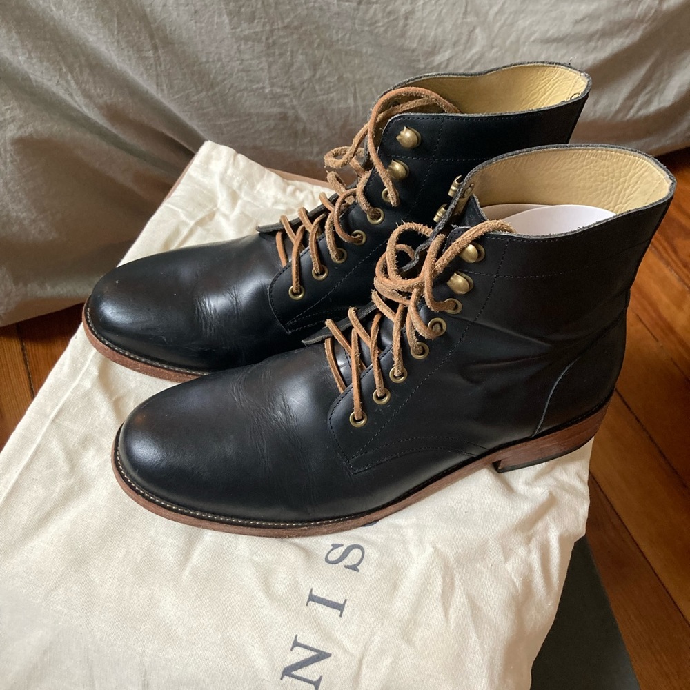 Nisolo Men’s Everyday Lace Up Black Leather Boots